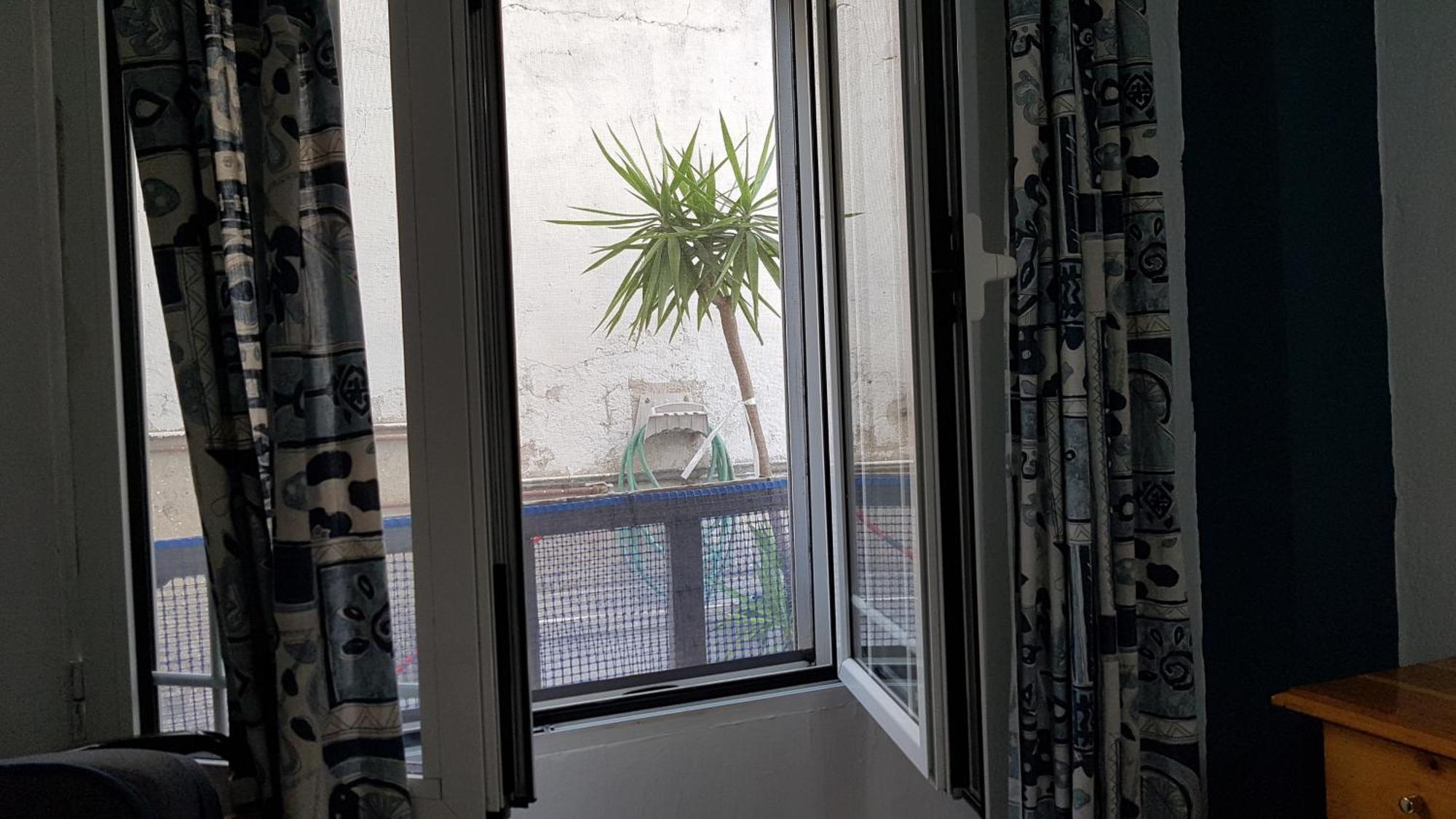 Apollon H-1 Apartment